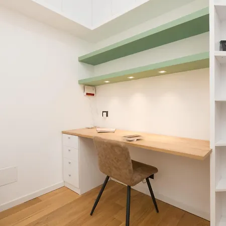 Apartman Isola-garibaldi Newly Renovated 1 Bedroom By Rentopolis *